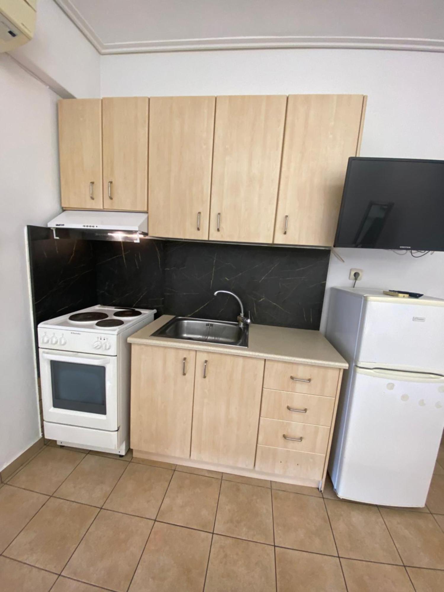 Central Appartment3 With Parking ลาริซา ภายนอก รูปภาพ